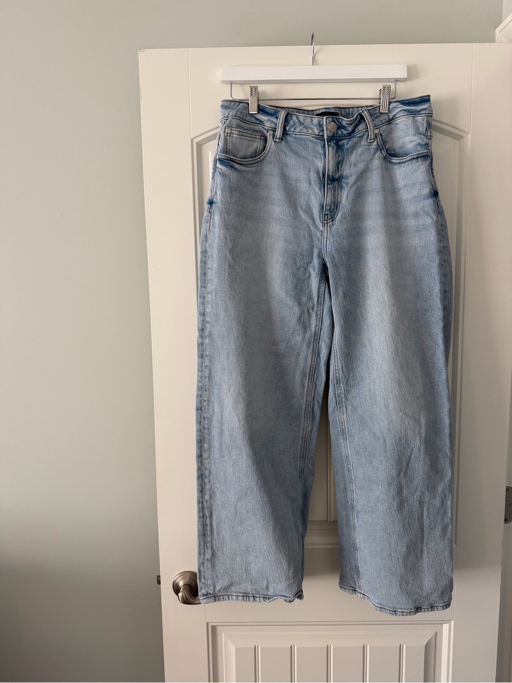 Quince Bella Stretch Light Blue High-Rise Straight Leg Jeans